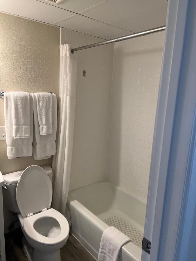 Dunes Suites Oceanfront オーシャン・シティ エクステリア 写真
